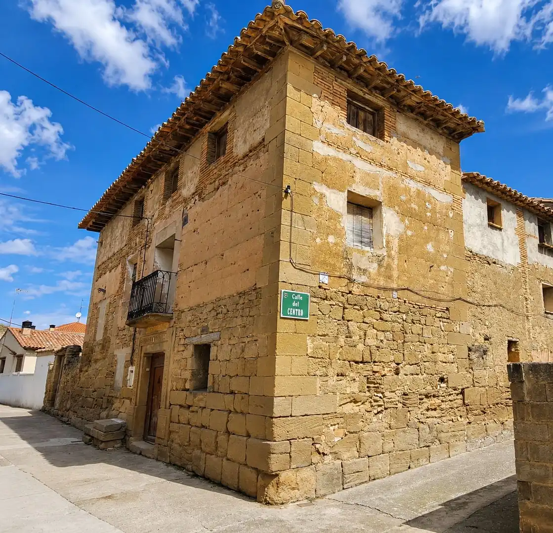 Exterior view of Houses for sale in Huesca  with Private garden, Storage room and Balcony