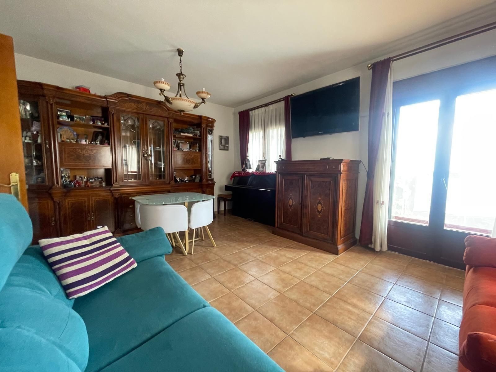 Sala d'estar de Casa o xalet en venda en Espirdo amb Calefacció, Jardí privat i Piscina comunitària