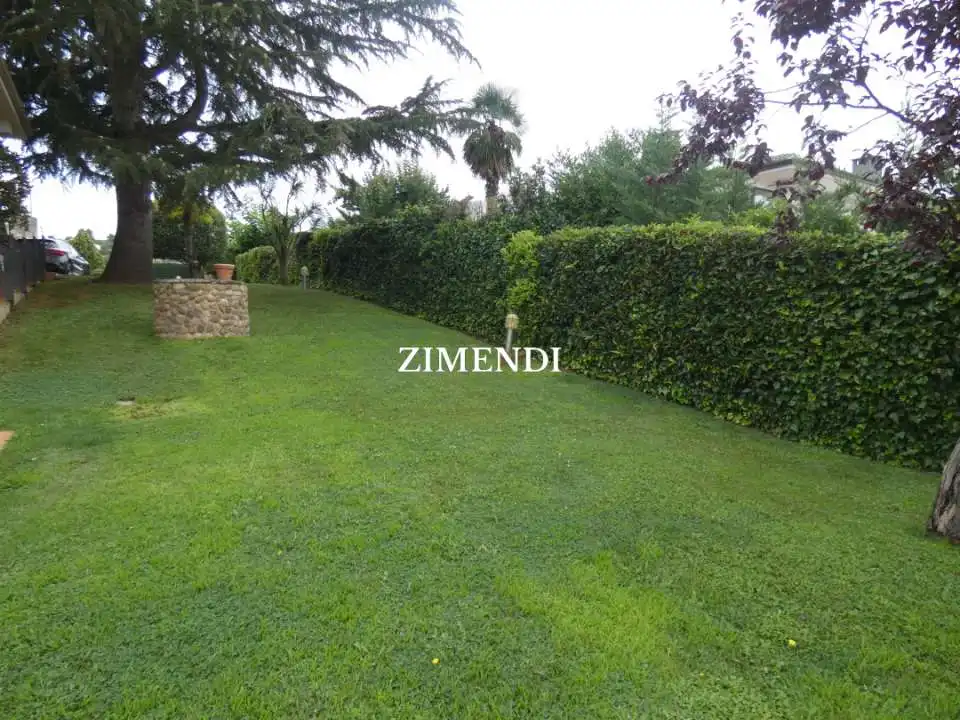 Garden of Houses for sale in Albelda de Iregua  with Heating, Terrace and Swimming Pool