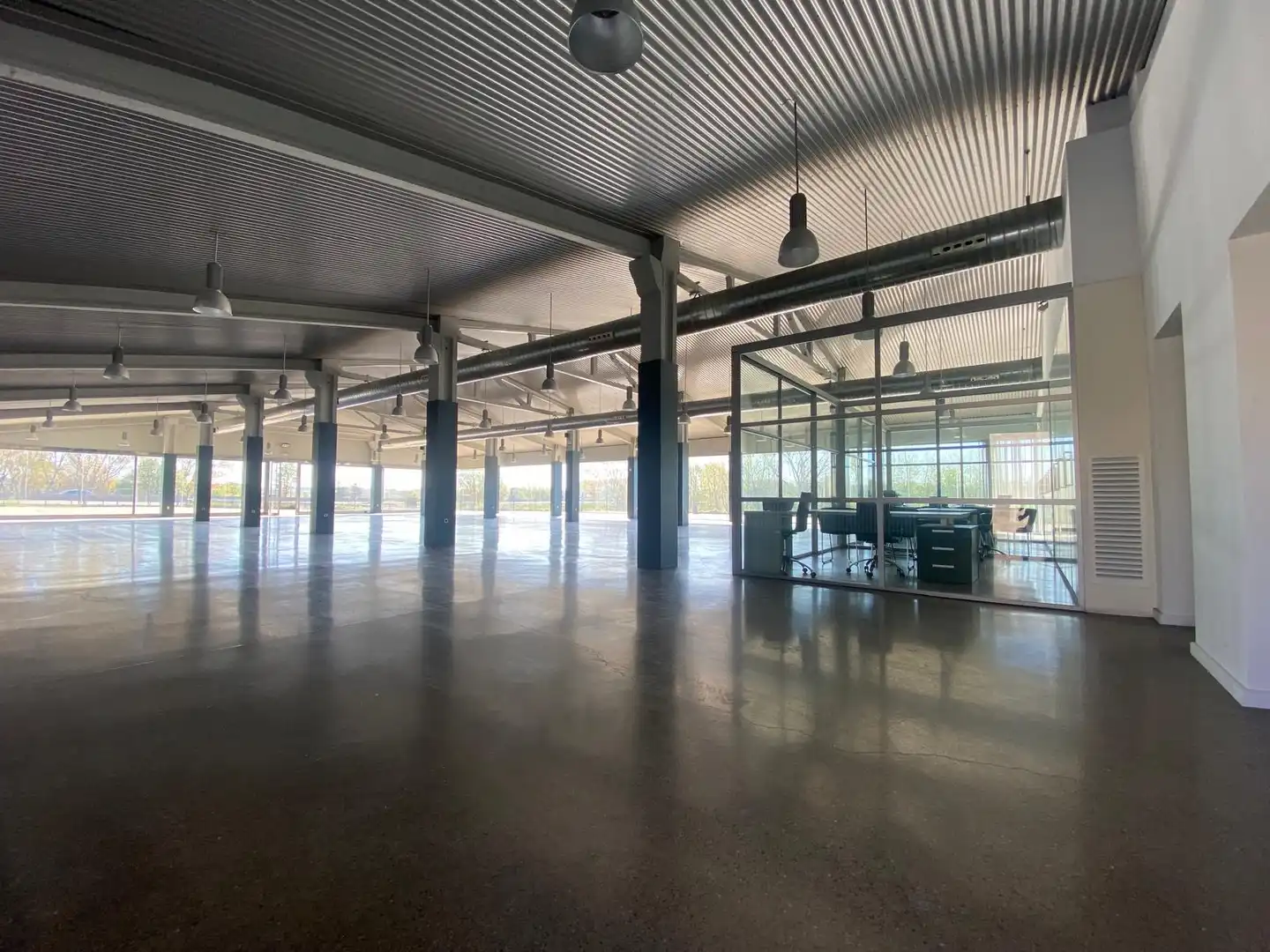 Nave industrial en venta en Cornellà del Terri