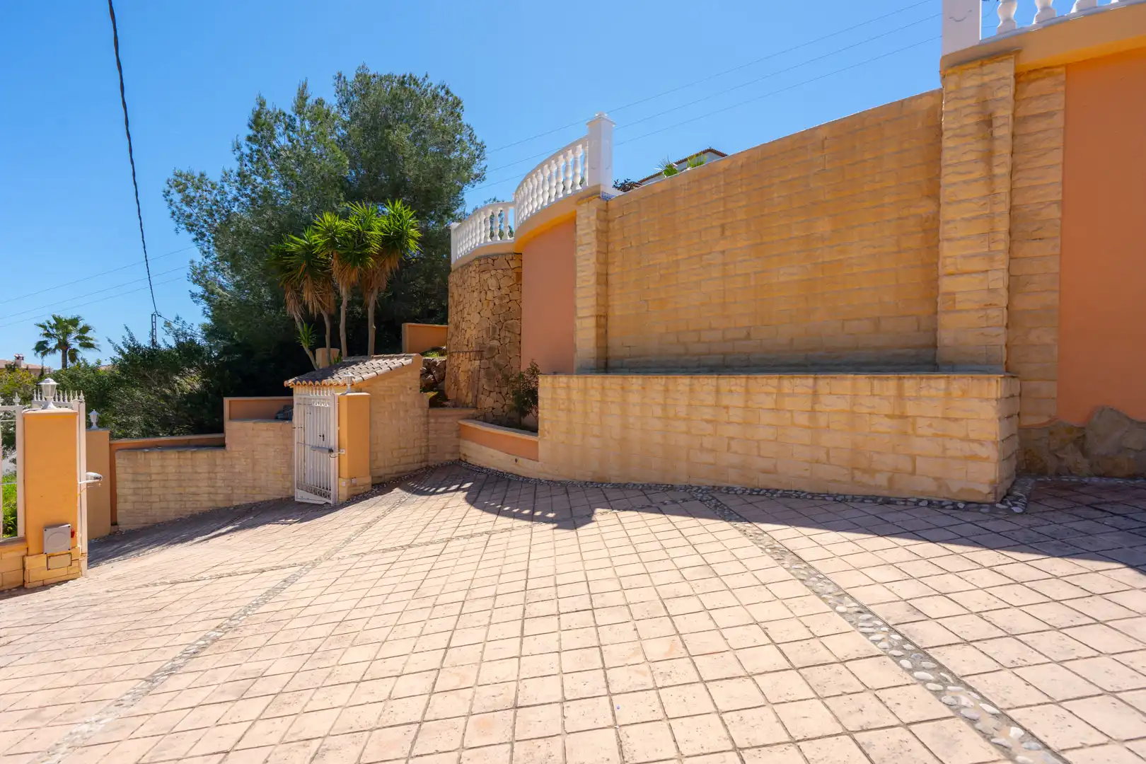 Vista exterior de Casa o chalet en venta en Jávea / Xàbia con Aire acondicionado, Terraza y Piscina