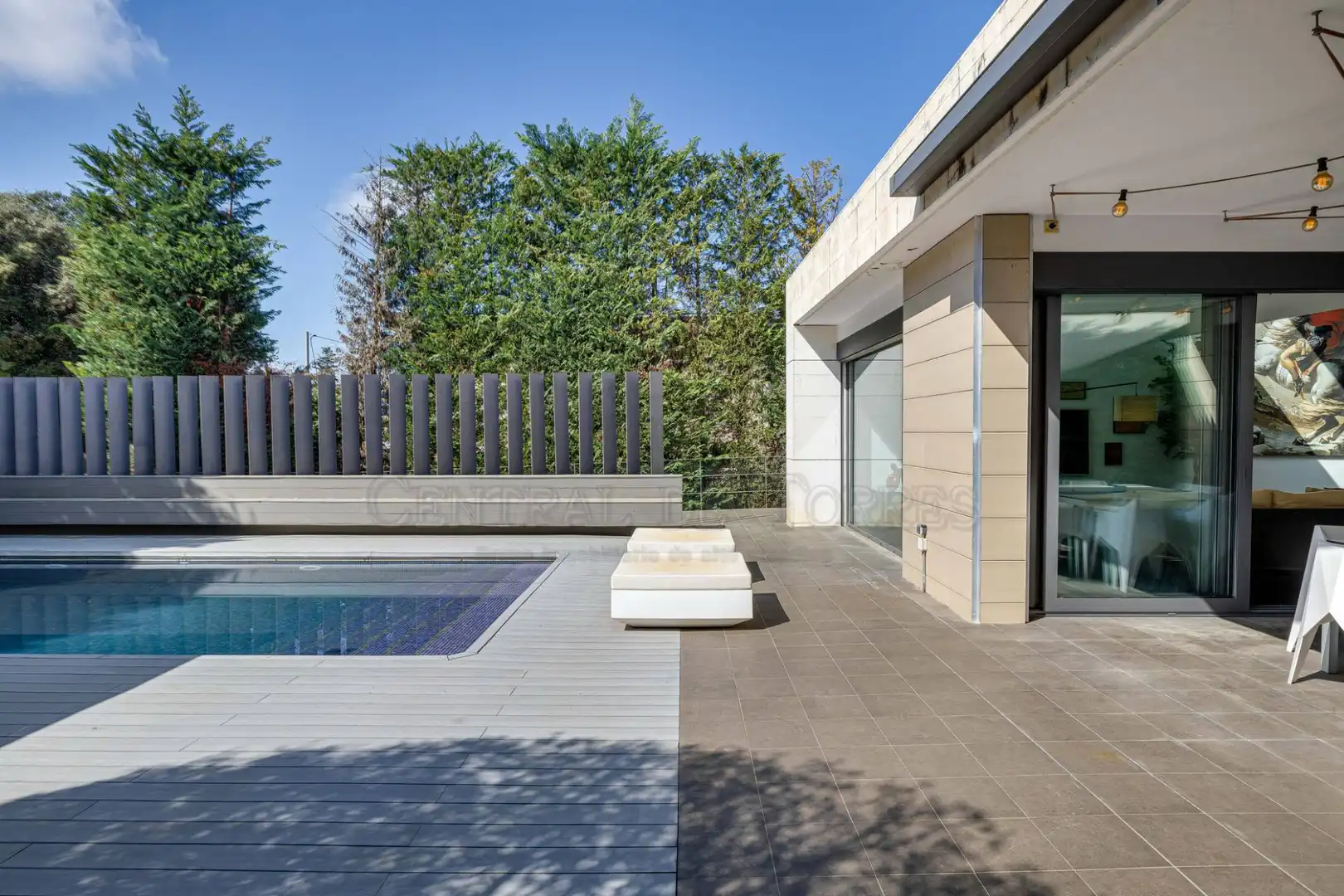 Terrassa de Casa o xalet en venda en Sant Cugat del Vallès amb Aire condicionat, Calefacció i Jardí privat