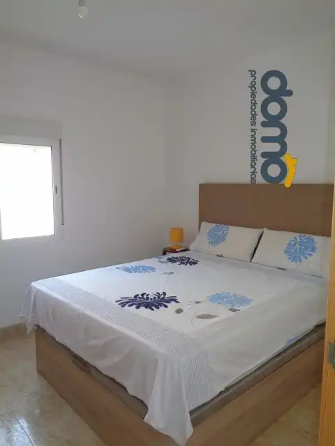 Habitación de Piso para compartir en Almería con Aire acondicionado, Amueblado y Horno