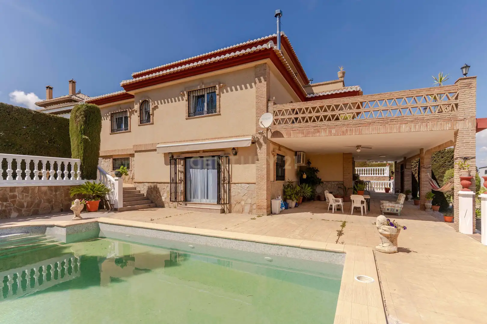 Vista exterior de Casa o chalet en venta en Las Gabias con Jardín privado, Trastero y Piscina