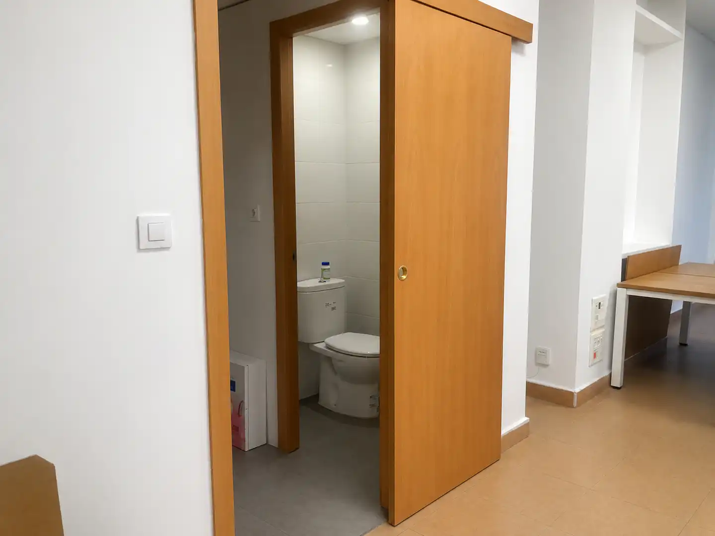 Baño de Oficina de alquiler en Zaragoza con Aire acondicionado