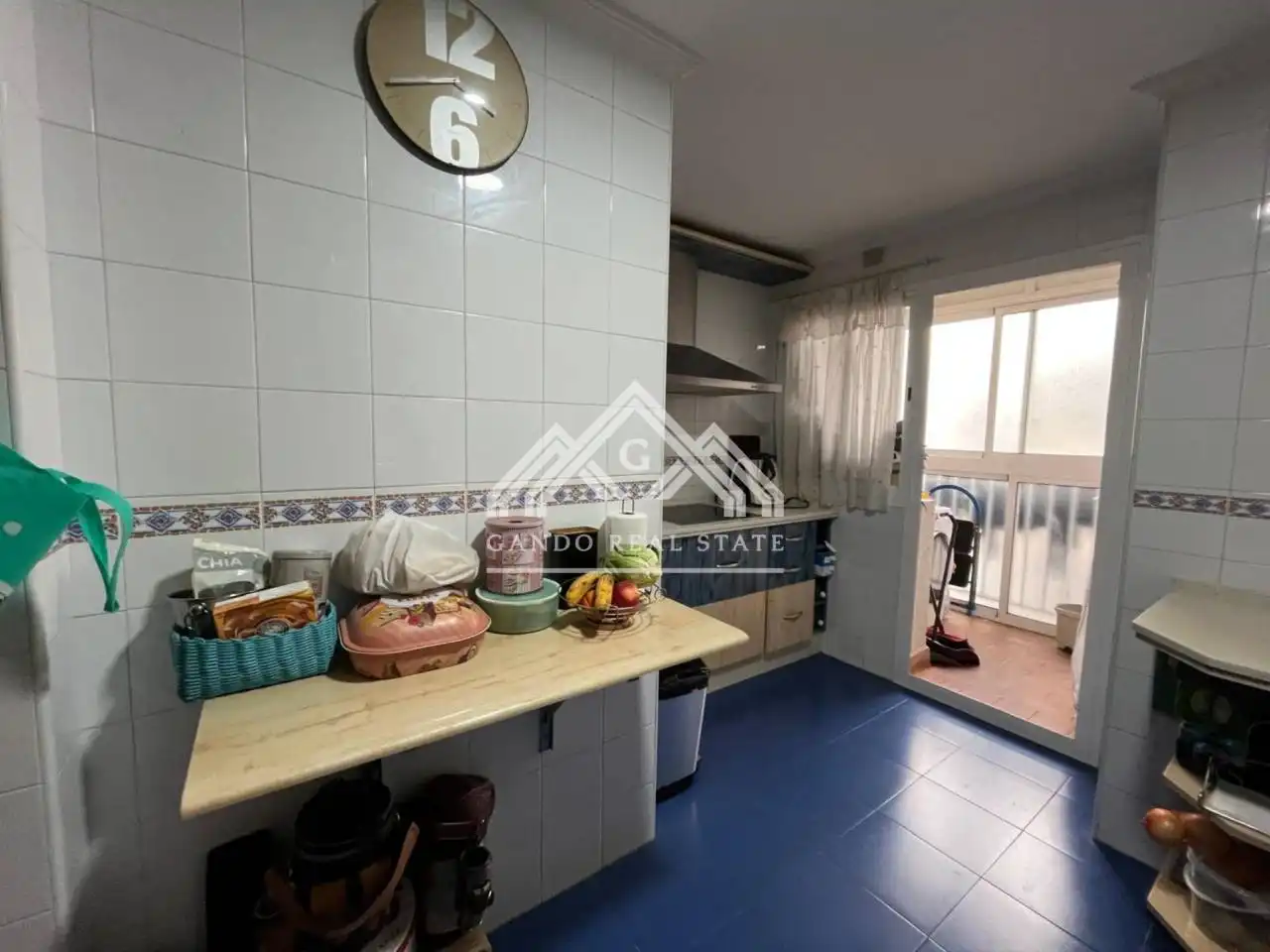 Küche von Wohnung zum Verkauf in Dos Hermanas mit Klimaanlage