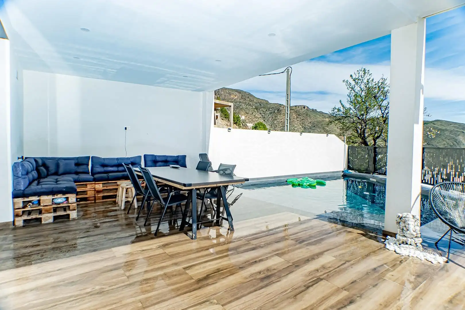 Terrassa de Casa o xalet en venda en Felix amb Jardí privat, Piscina i Balcó