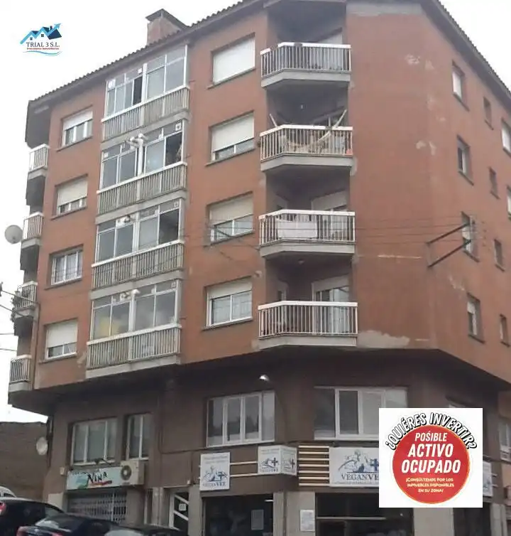 Flat with lift for sale in Calle de Girona