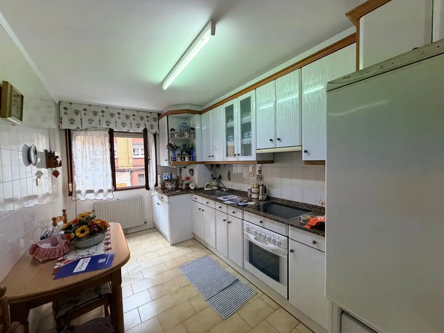 Kitchen of Flat for sale in Gijón   with Heating and Swimming Pool