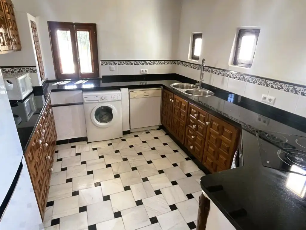 Cuina de Casa o xalet en venda en Mojácar amb Aire condicionat, Jardí privat i Terrassa