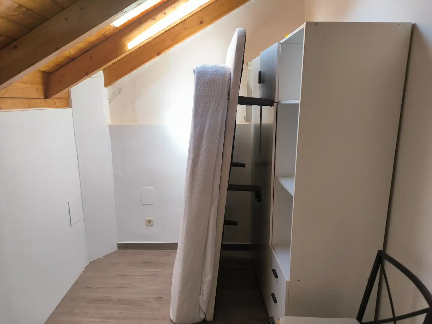 Dormitori de Dúplex de lloguer en Madrid amb Aire condicionat, Calefacció i Parquet