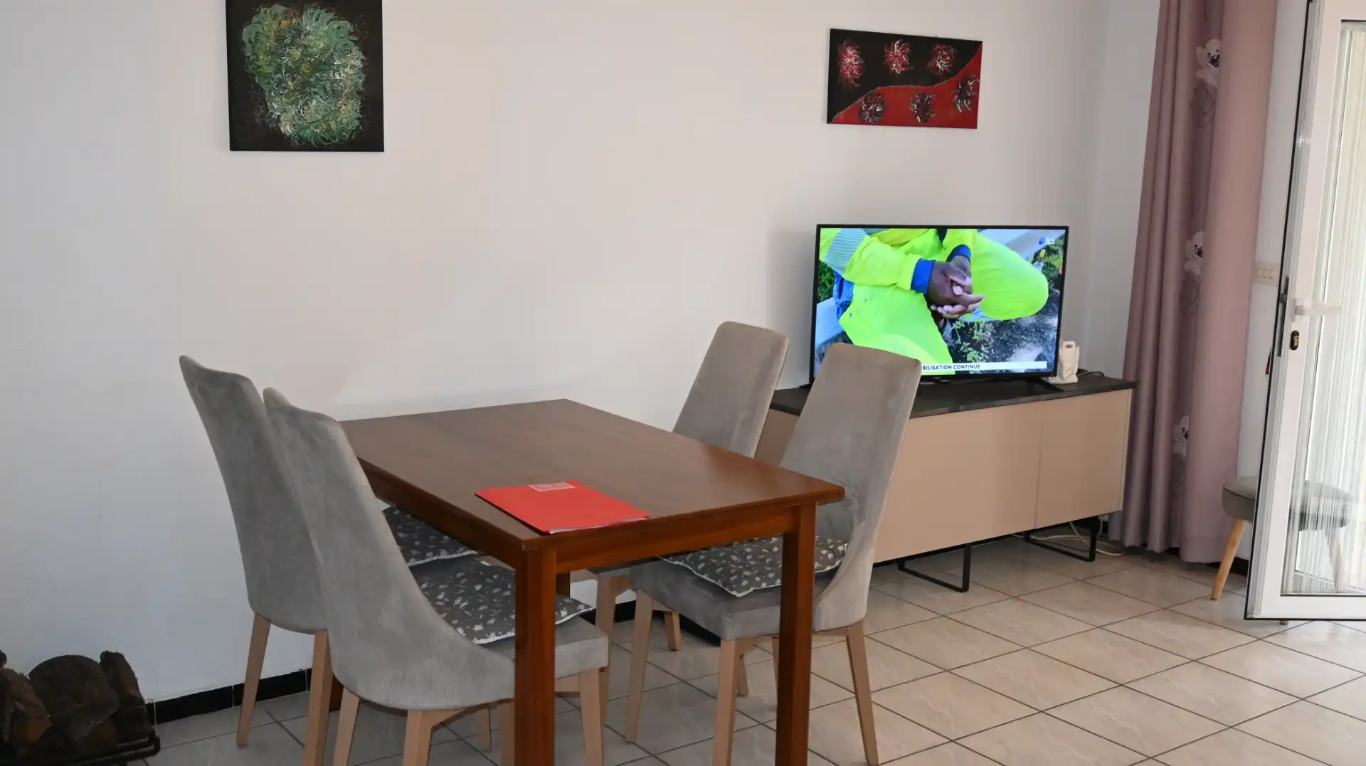 Comedor de Casa o chalet en venta en L'Escala con Calefacción, Jardín privado y Terraza