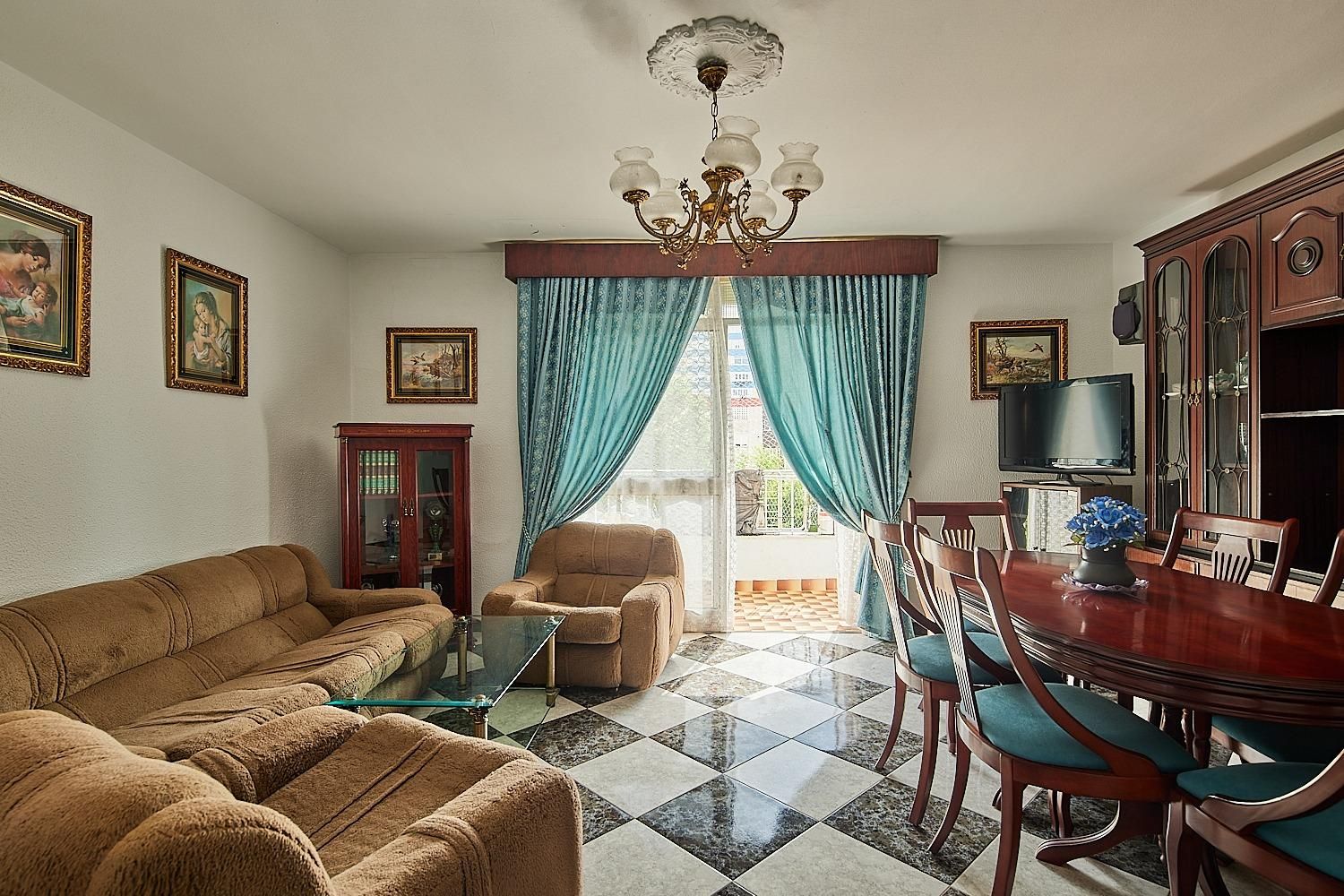Sala d'estar de Pis en venda en  Cádiz Capital amb Terrassa