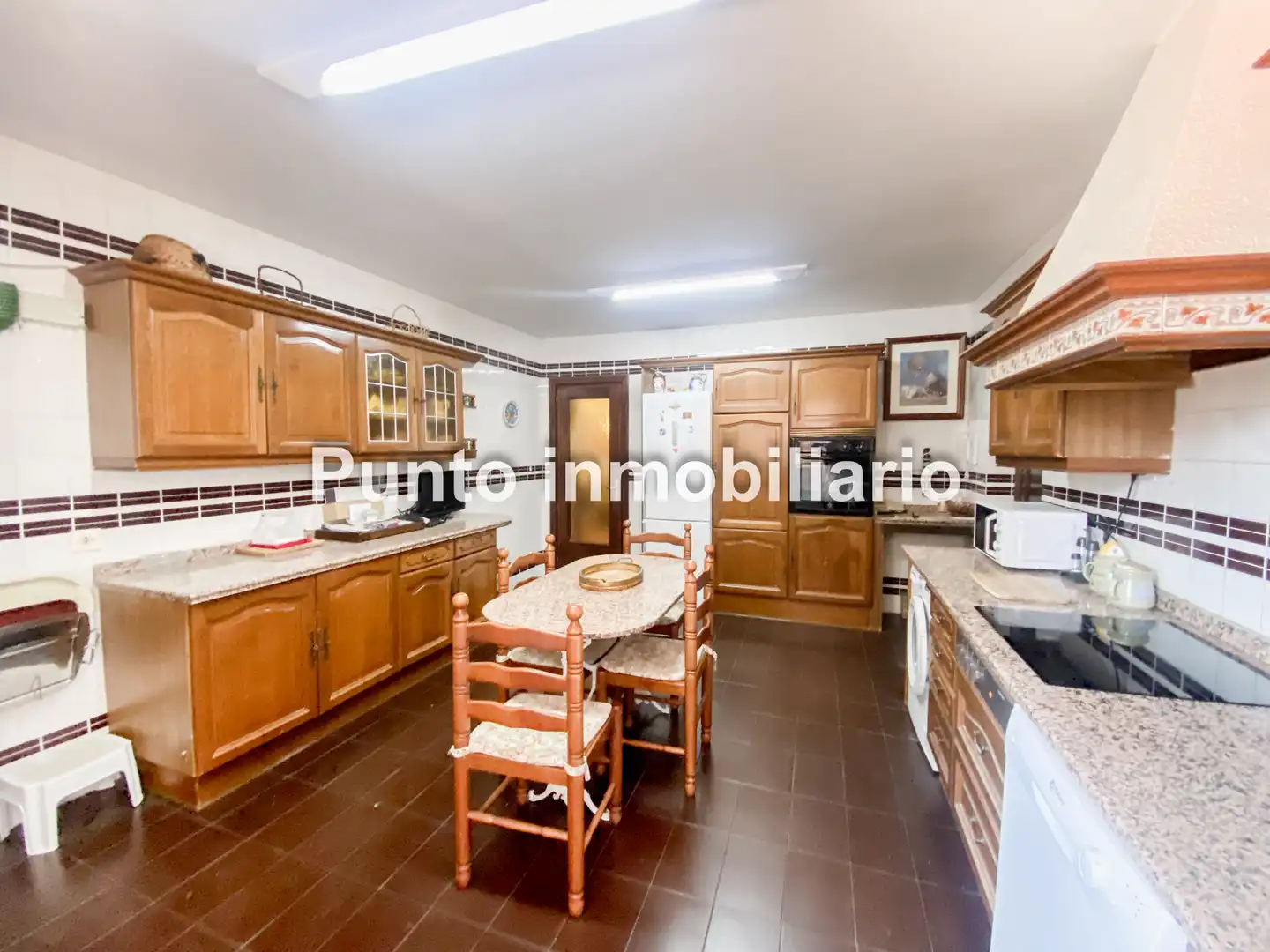 Cuina de Pis en venda en Valladolid amb Calefacció, Parquet i Terrassa