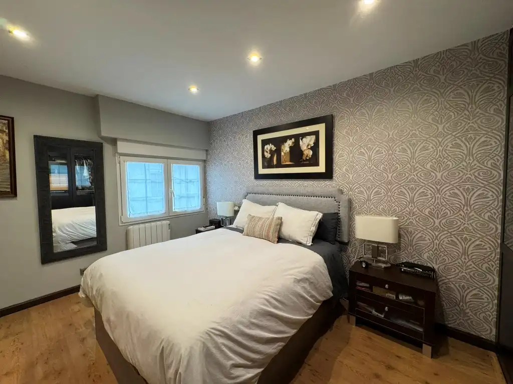 Habitación de Piso en venta en Gijón  con Calefacción, Parquet y Horno