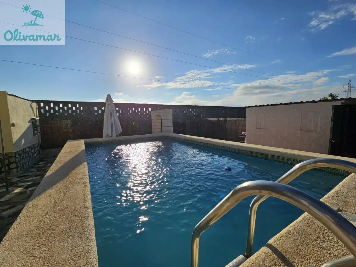 Casa con piscina in vendita a Cami de Burguera 242, imagen 2