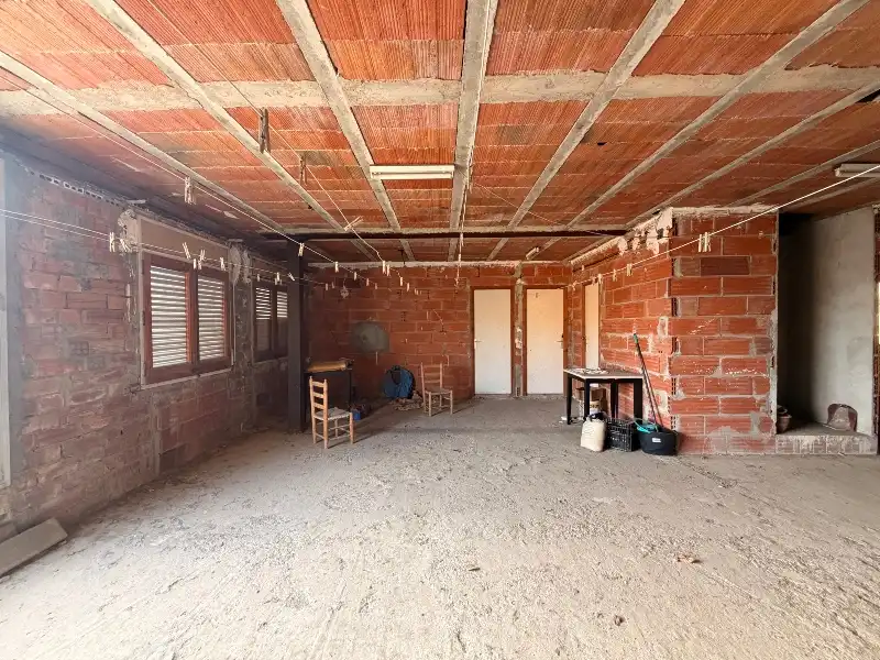 Edificio en venta en La Bisbal d'Empordà