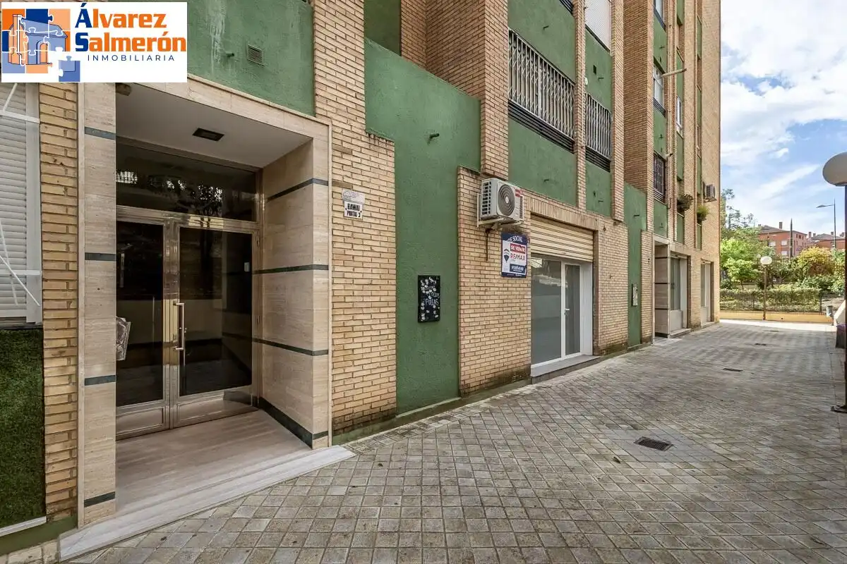 Appartamento con ascensore in vendita a Calle ARQUITECTO JIMENEZ LACAL, imagen 34