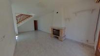 Living room of Single-family semi-detached for sale in Creixell  with Private garden, Terrace and Storage room