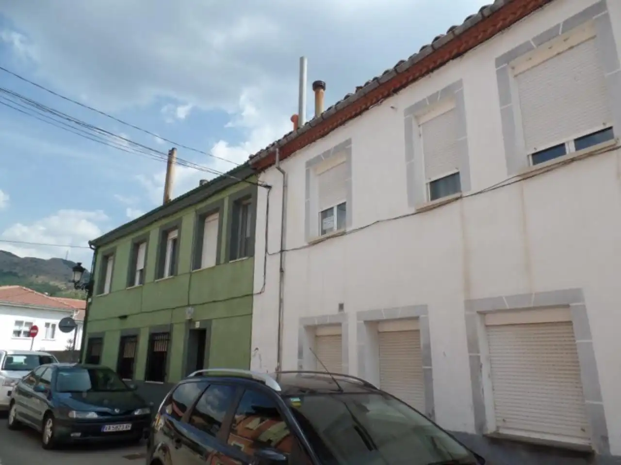 Exterior view of Apartments for sale in La Pola de Gordón   with Heating