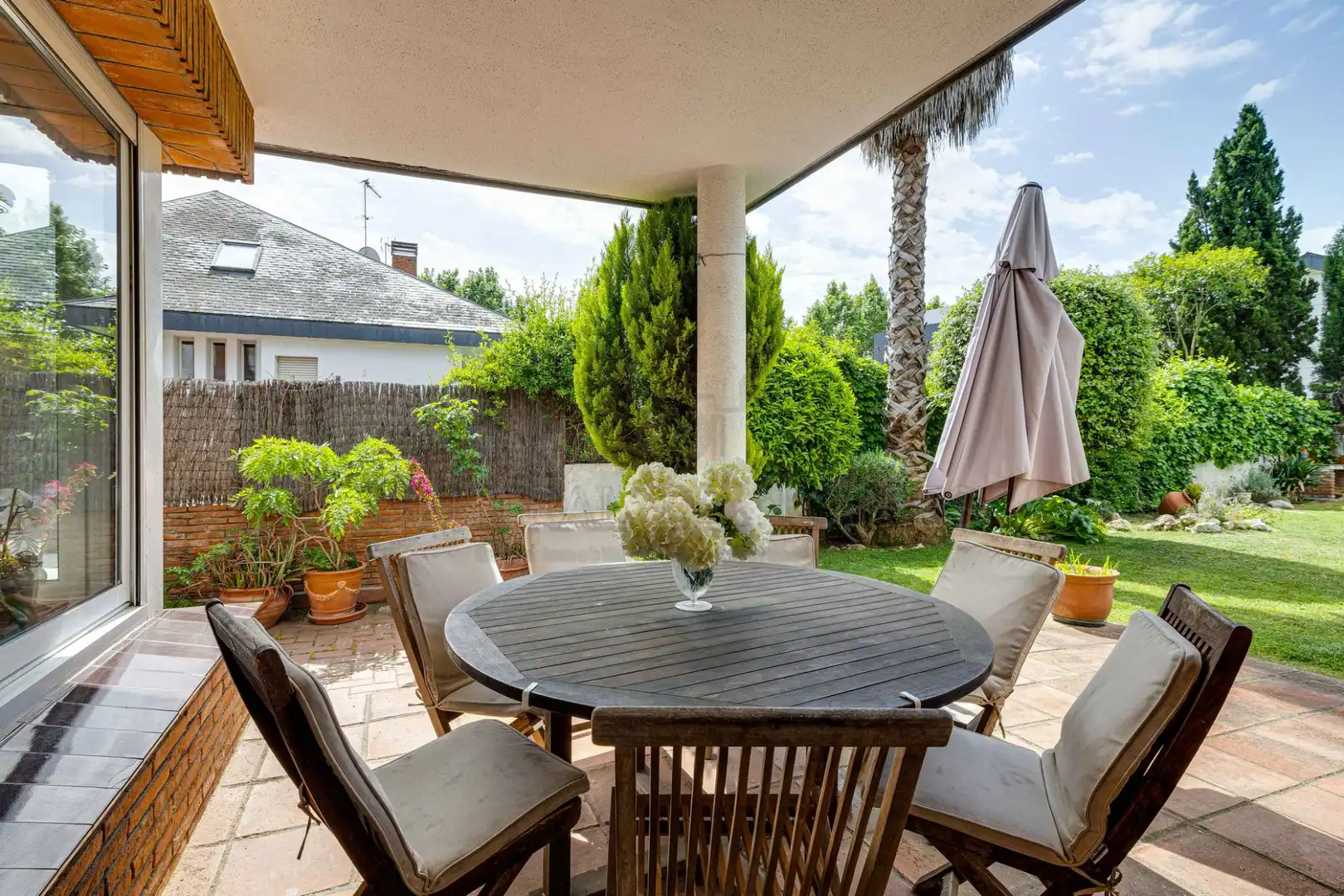 Terraza de Casa o chalet en venta en Sant Cugat del Vallès con Calefacción, Jardín privado y Parquet