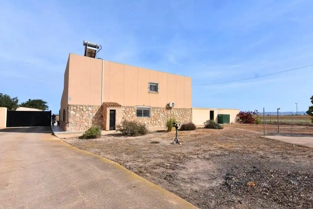Houses for sale in Carretera LA CAÑADA, 1, Valladolises y Lo Jurado