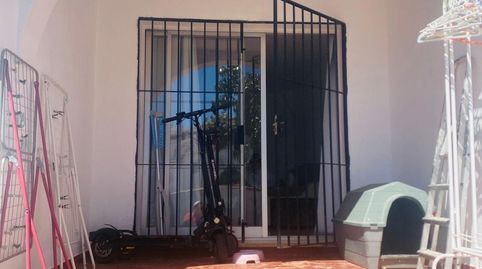 Foto 4 de Casa adosada en venda a Nueva Atalaya, Estepona