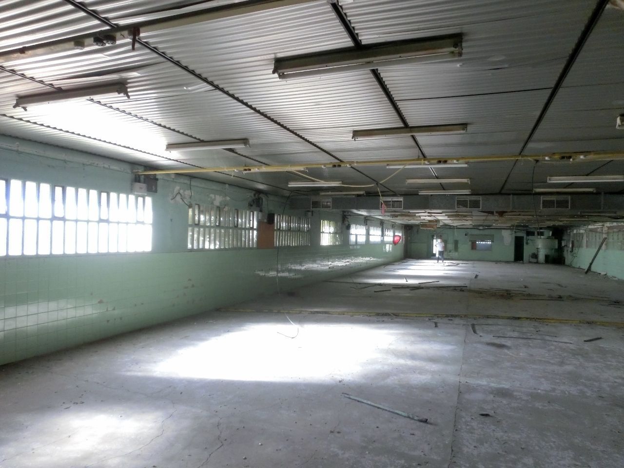 Industrial buildings for sale in Amer