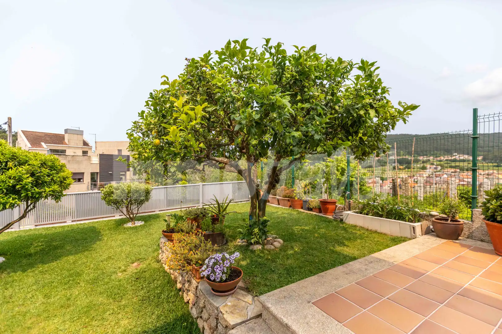 Jardín de Casa o chalet en venta en Sanxenxo con Calefacción, Jardín privado y Parquet