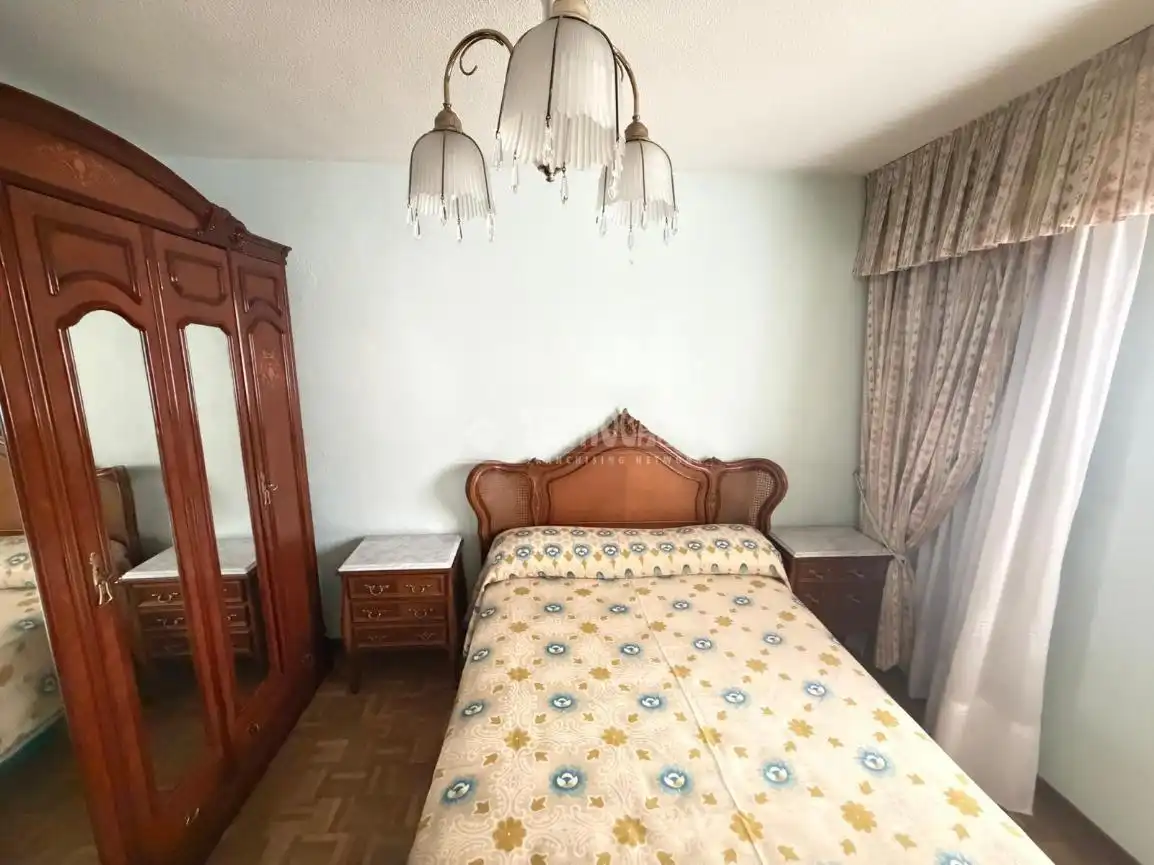 Bedroom of Flat for sale in Madrid  with Heating