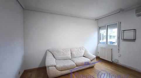 Photo 2 of Flat for sale in De Los Pirineos, Santiago, Huesca Capital