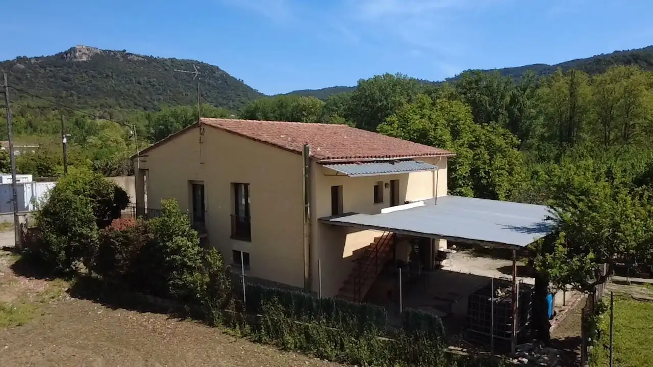 Vista exterior de Casa o xalet en venda en Amer amb Calefacció, Jardí privat i Terrassa