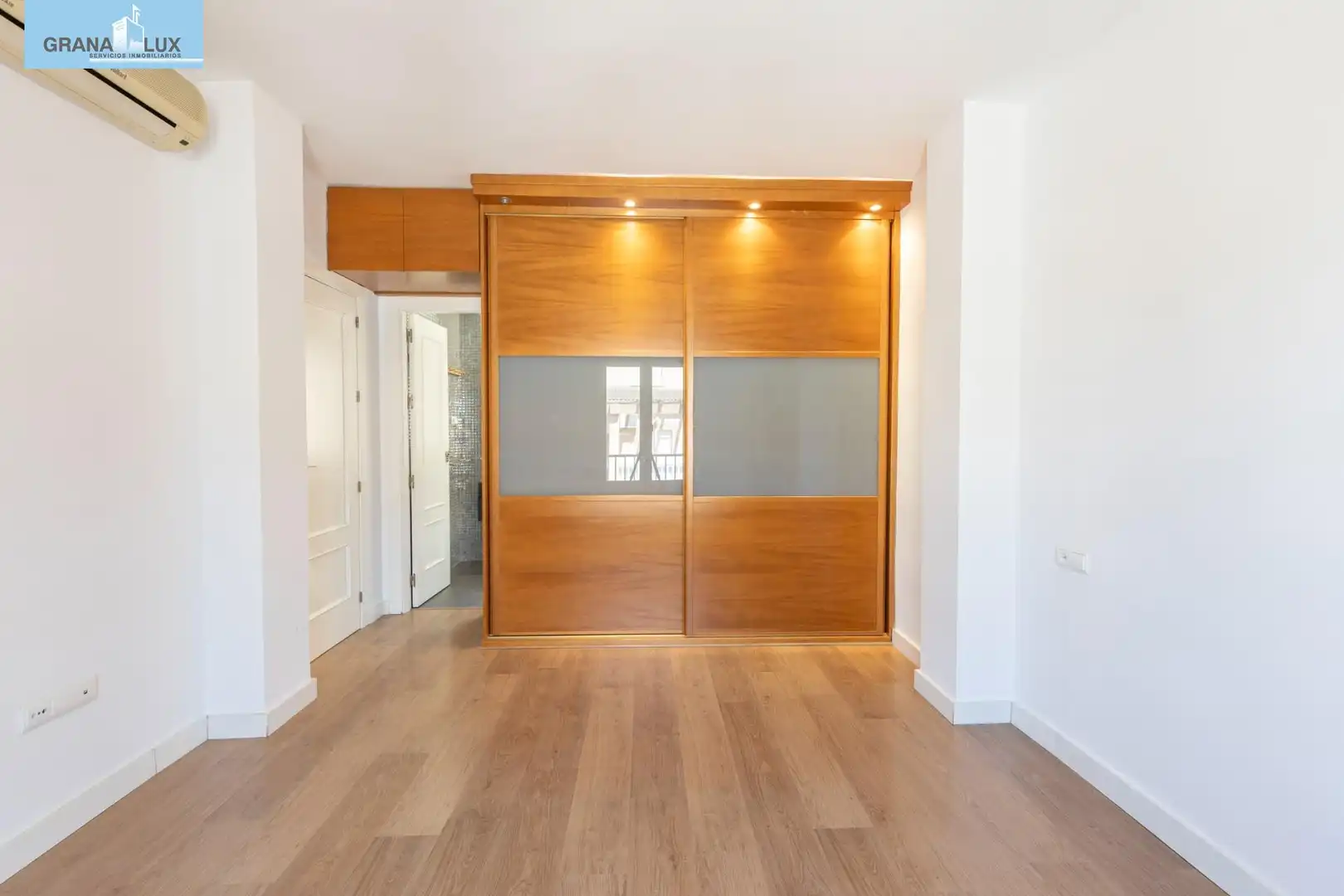 Terraced house with pool for sale in Calle de las Bazanas, imagen 28