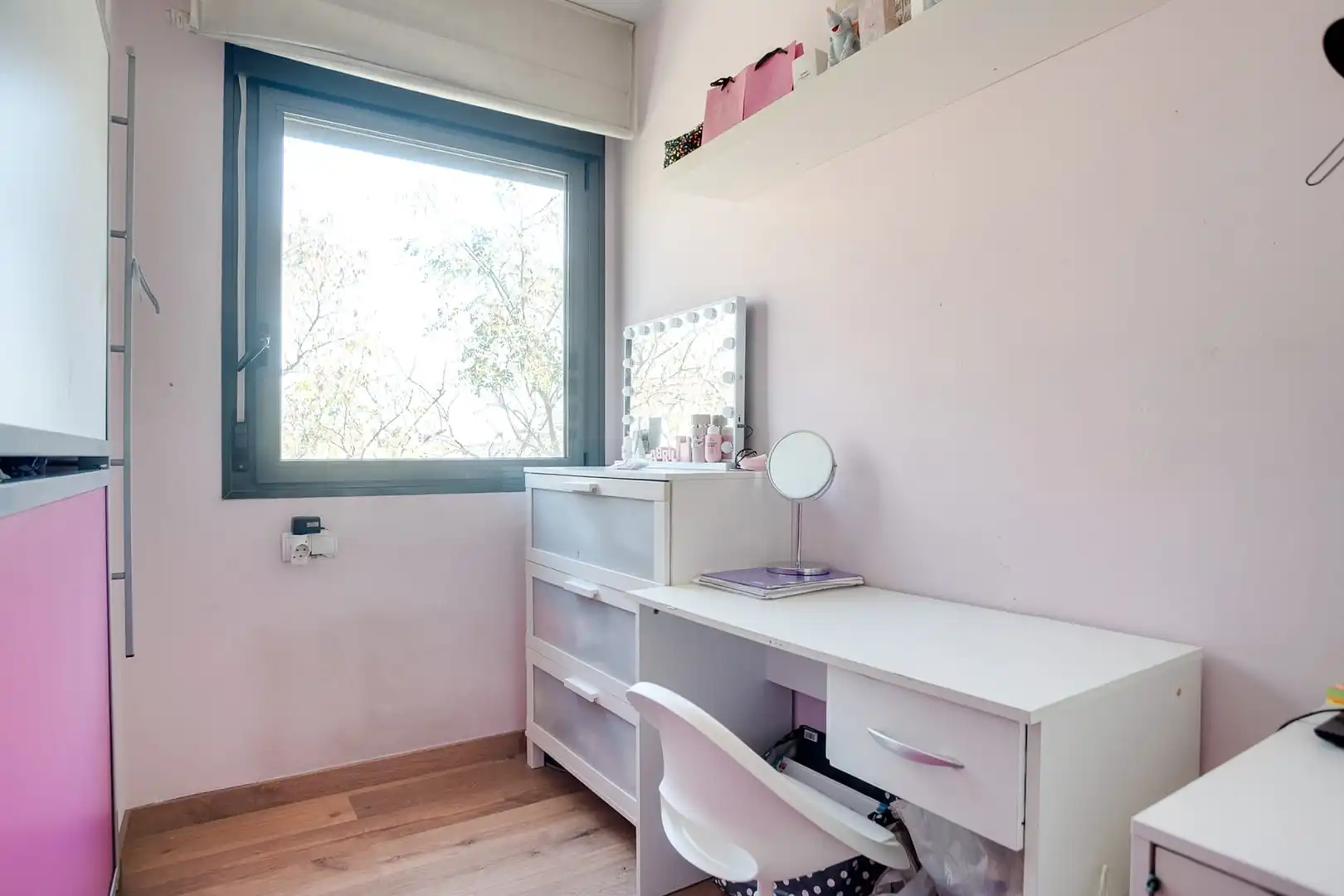 Habitación de Piso en venta en Sant Adrià de Besòs con Calefacción y Balcón