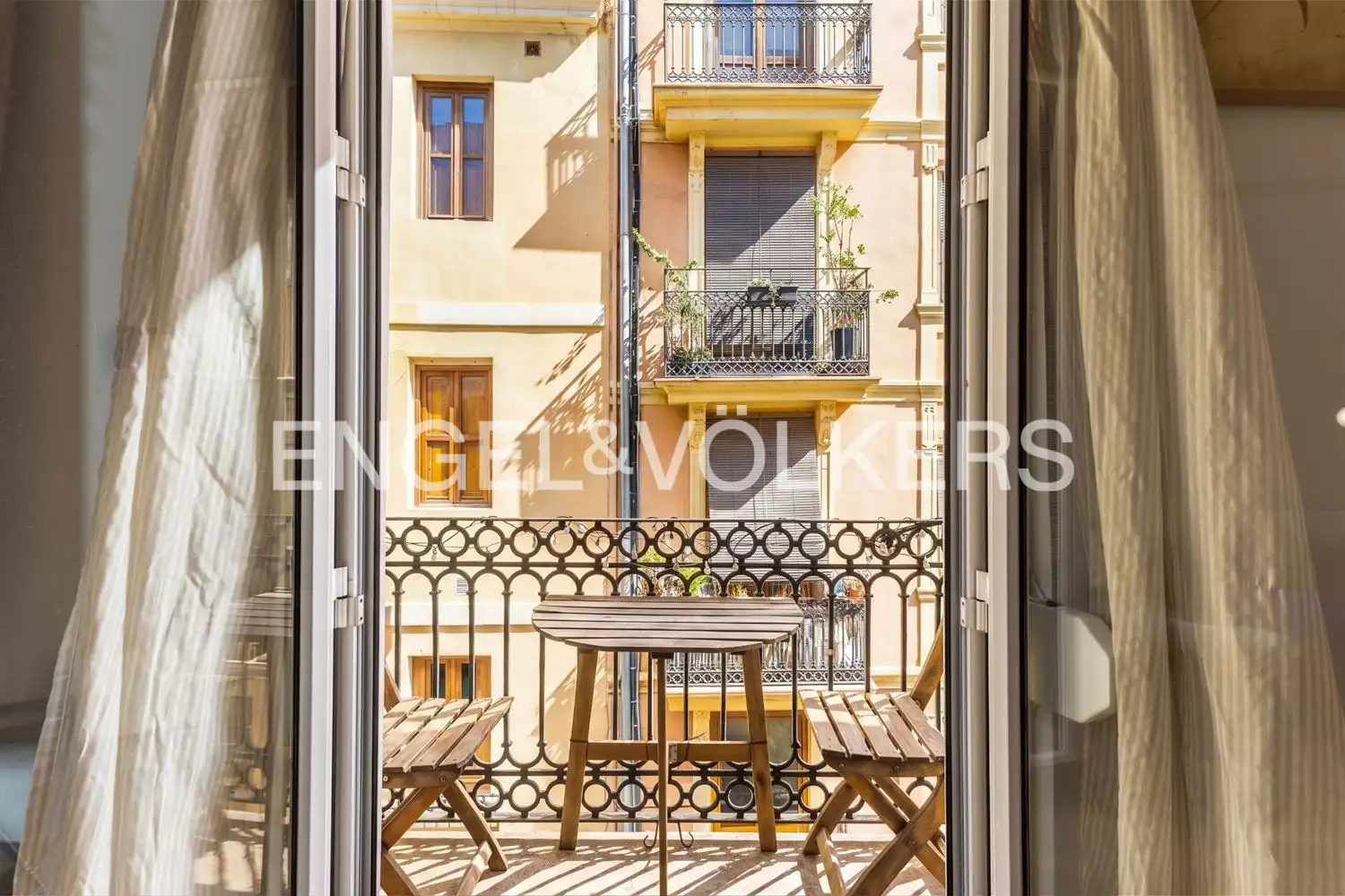 Terrasse von Wohnung zum Verkauf in Valencia mit Klimaanlage, Heizung und Balkon