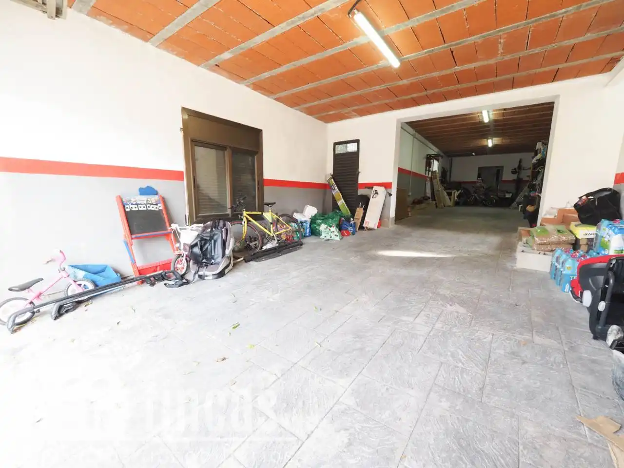 Parking de Casa o chalet en venta en Terrassa con Aire acondicionado, Calefacción y Jardín privado