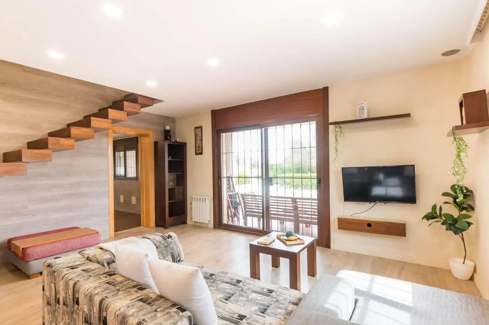 Sala de estar de Casa o chalet en venta en Murcia con Aire acondicionado, Calefacción y Jardín privado