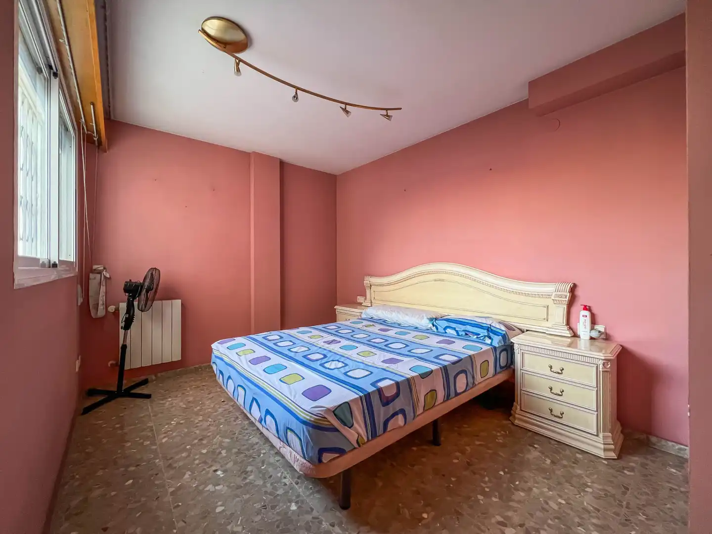 Habitación de Piso en venta en Valencia con Balcón