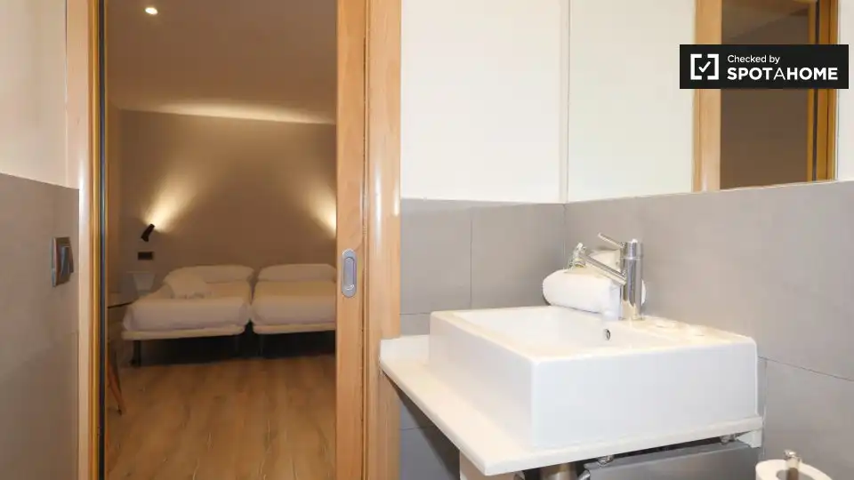 Habitación de Piso de alquiler en Barcelona con Aire acondicionado, Calefacción y Amueblado