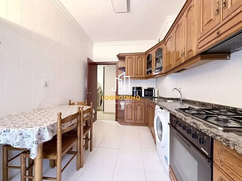 Kitchen of Flat for sale in  Logroño  with Heating and Terrace