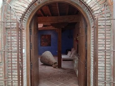 Casa amb balcó en venda a Guadix