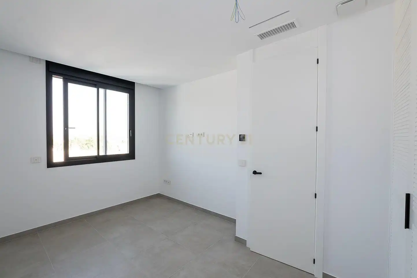 House for sale in Calle Albatros, Calle Morena y Calle Dolfi 2, imagen 48