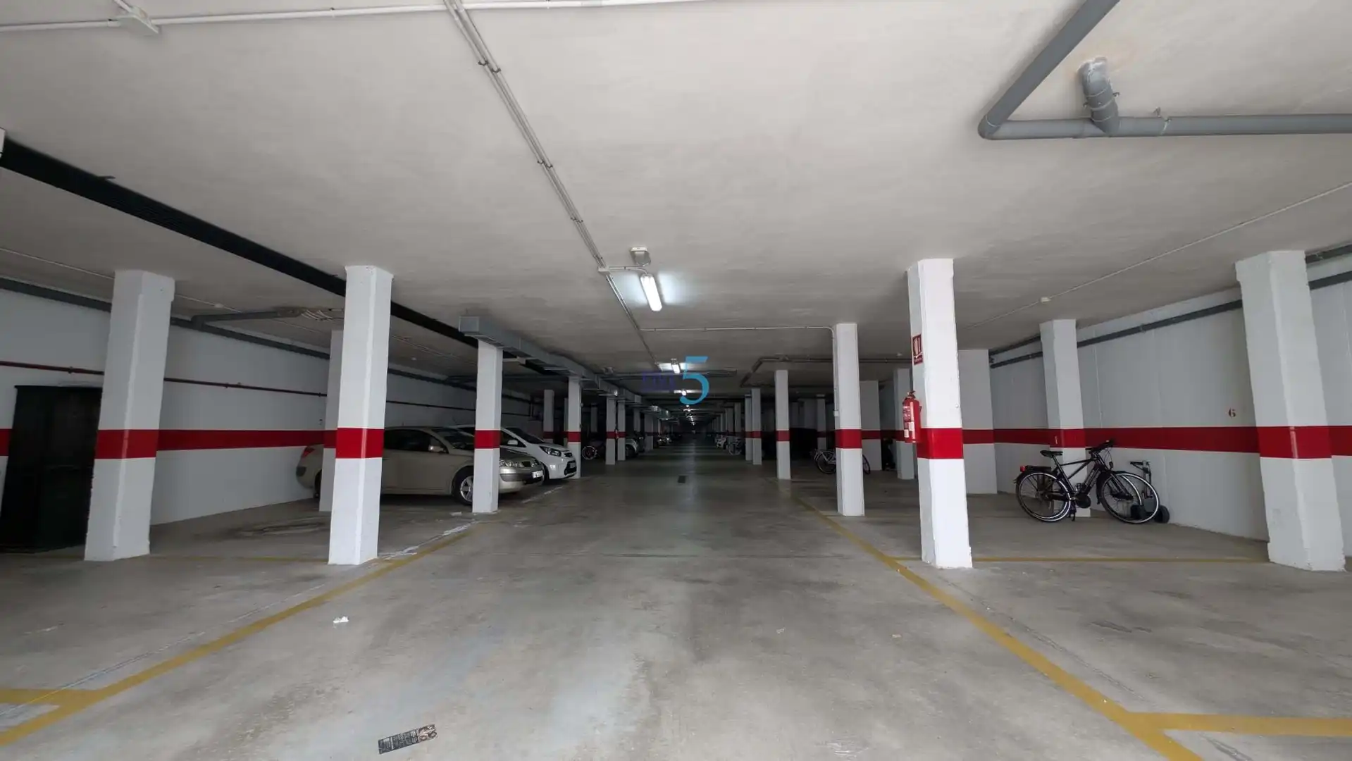 Aparcament de Pis en venda en Orihuela amb Aire condicionat, Terrassa i Traster