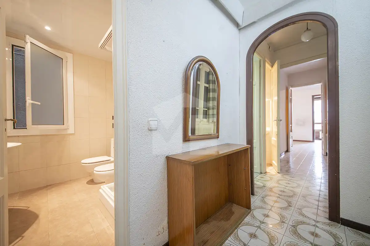 Flat for sale in Barcelona  with Heating and Balcony