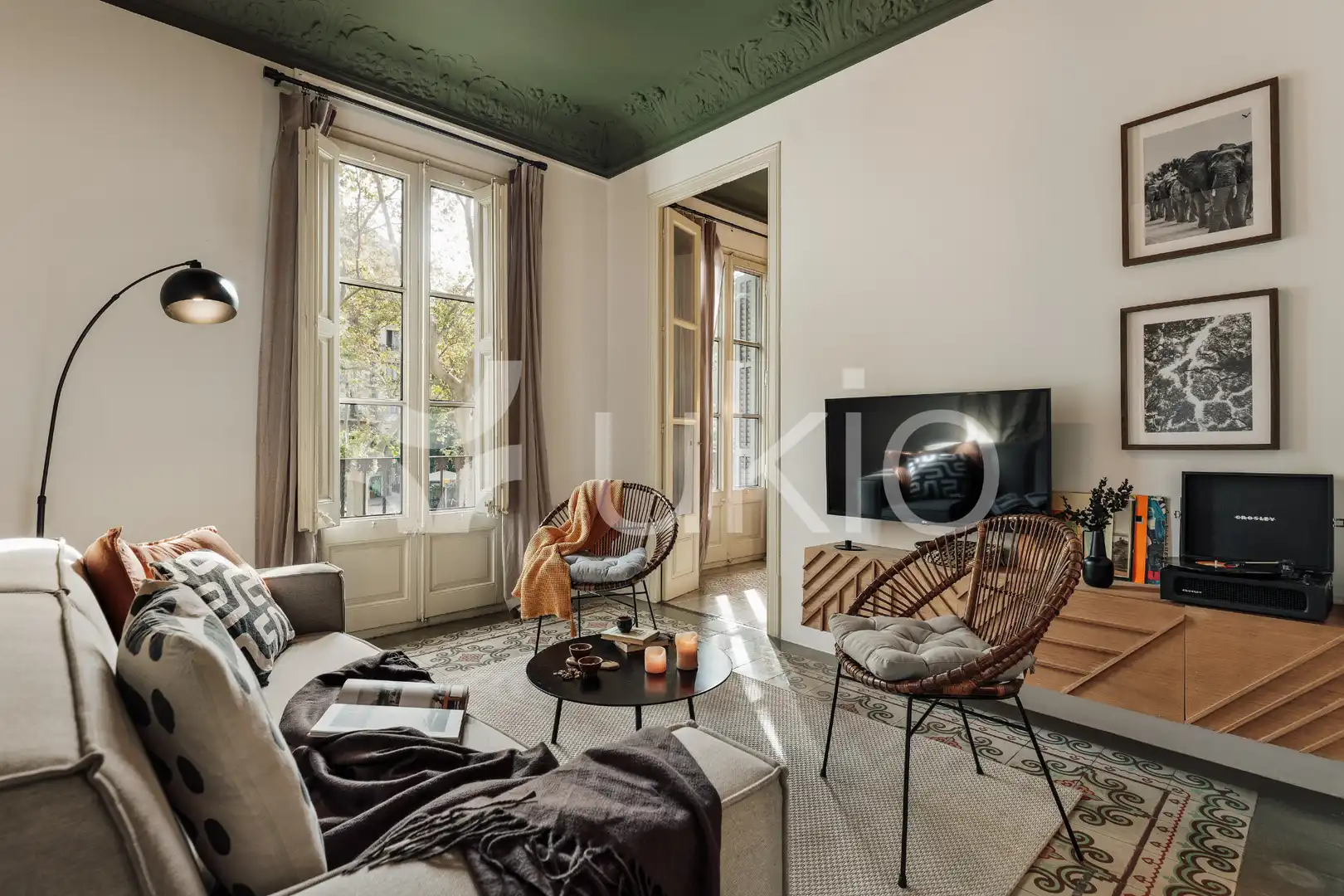 Sala d'estar de Apartament de lloguer en  Barcelona Capital amb Aire condicionat, Moblat i Forn