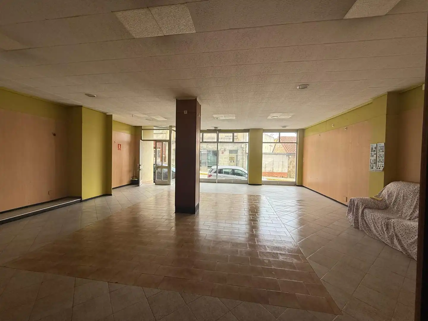 Commercial properties for sale in Boiro