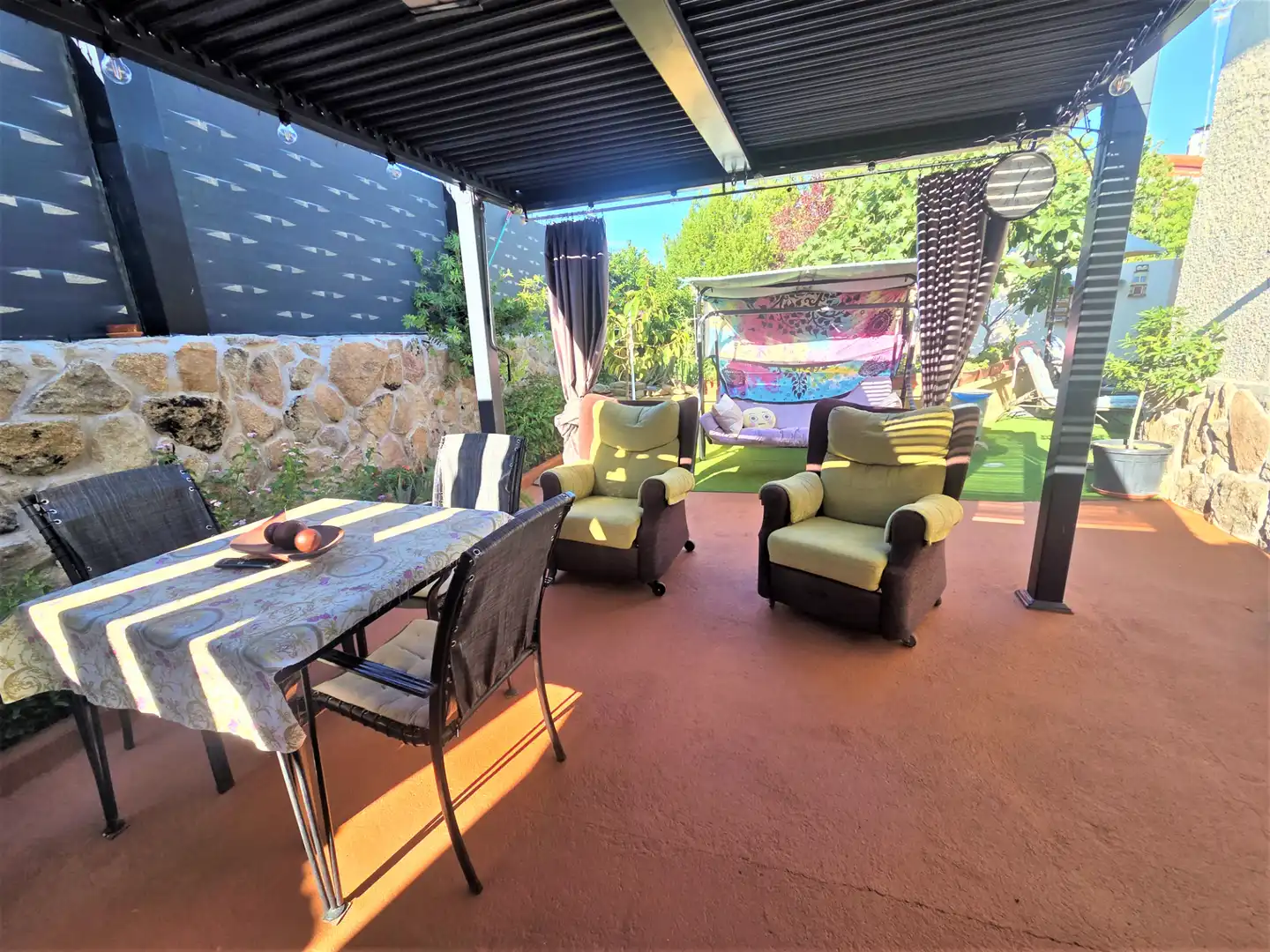 Terrace of Detached homes for sale in Navalagamella  with Air Conditioner, Heating and Private garden