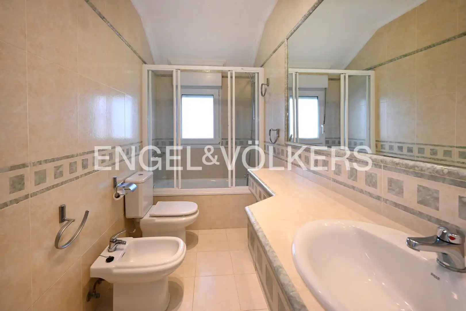 Baño de Casa o chalet en venta en Piélagos con Calefacción, Jardín privado y Terraza
