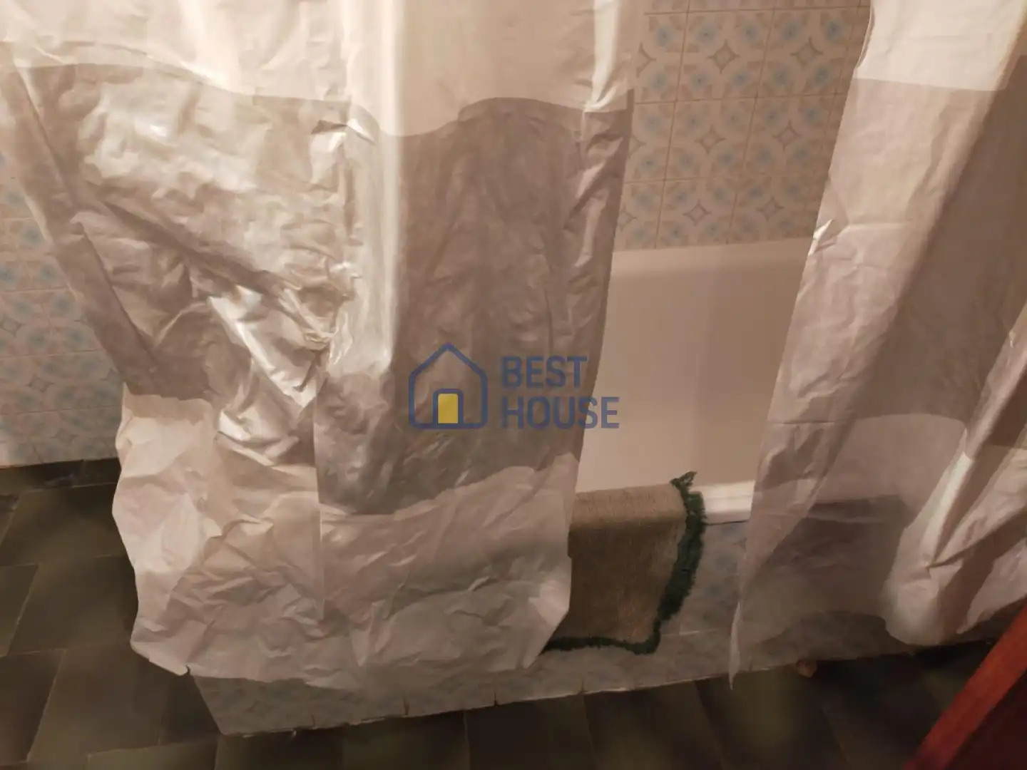 Baño de Piso en venta en León Capital  con Calefacción y Amueblado