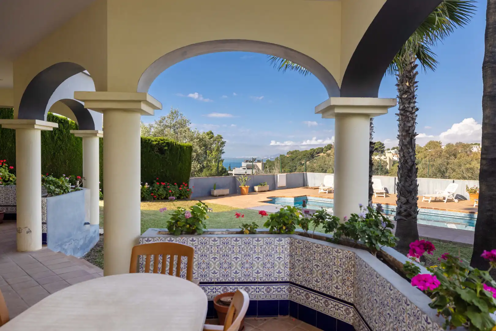 Terraza de Casa o chalet en venta en Málaga con Jardín privado, Terraza y Piscina